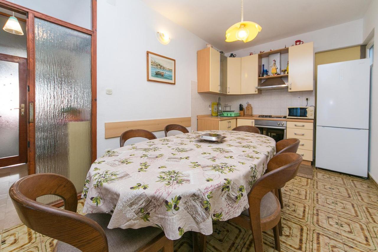 Apartments By The Sea Brist, Makarska - 15714 Podaca Ngoại thất bức ảnh