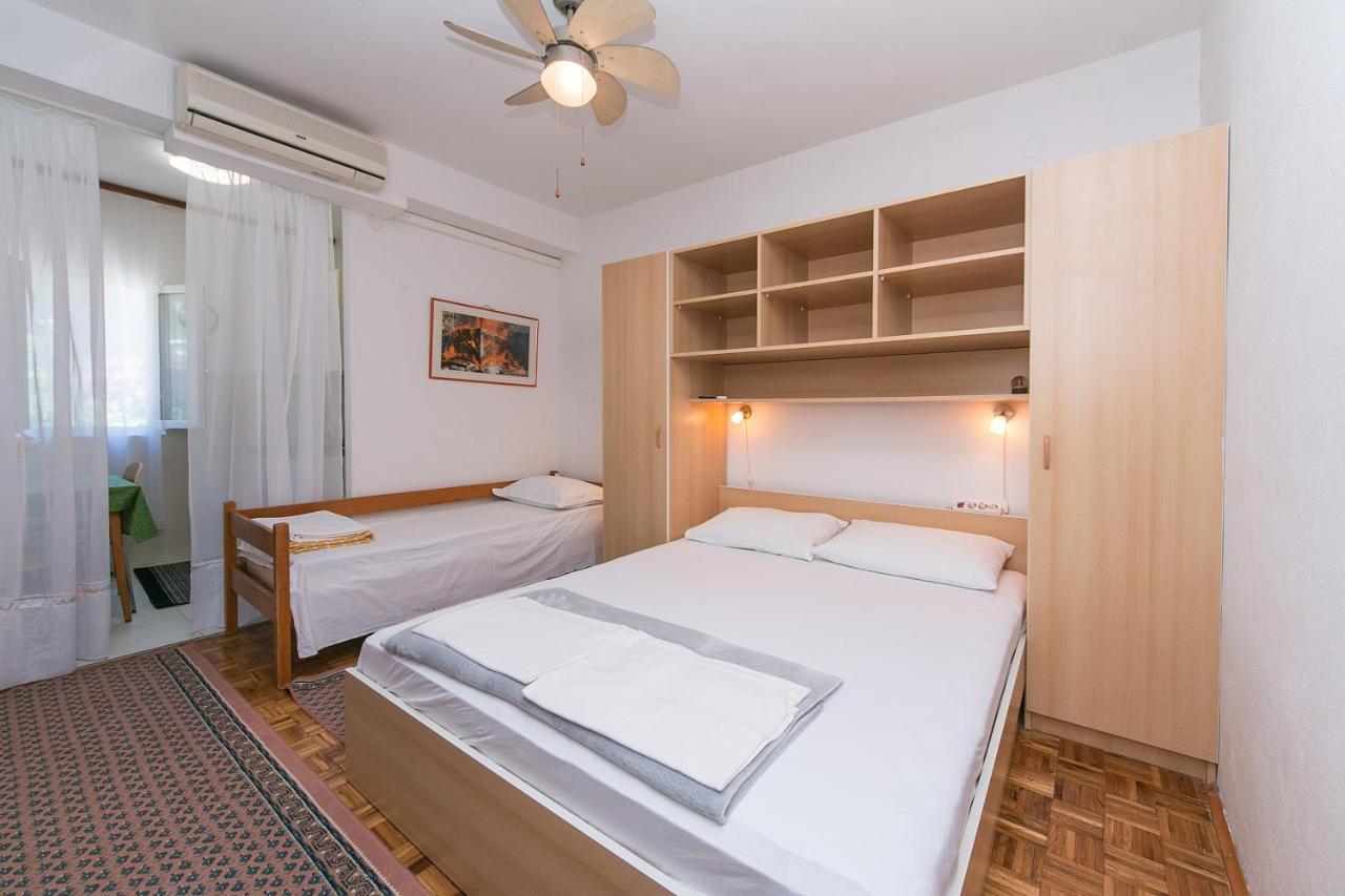 Apartments By The Sea Brist, Makarska - 15714 Podaca Ngoại thất bức ảnh