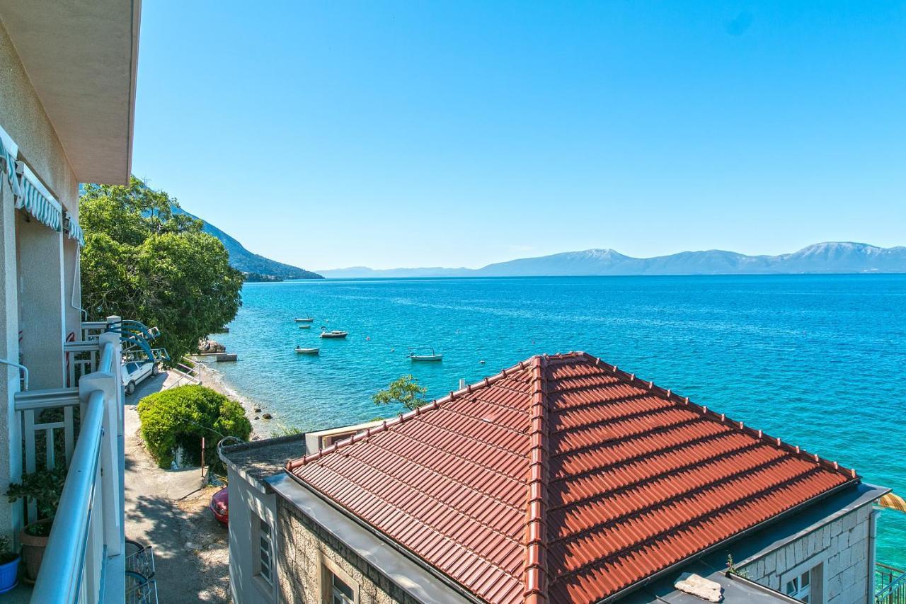 Apartments By The Sea Brist, Makarska - 15714 Podaca Ngoại thất bức ảnh
