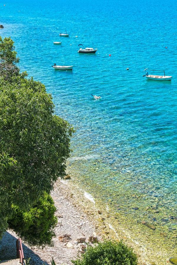Apartments By The Sea Brist, Makarska - 15714 Podaca Ngoại thất bức ảnh