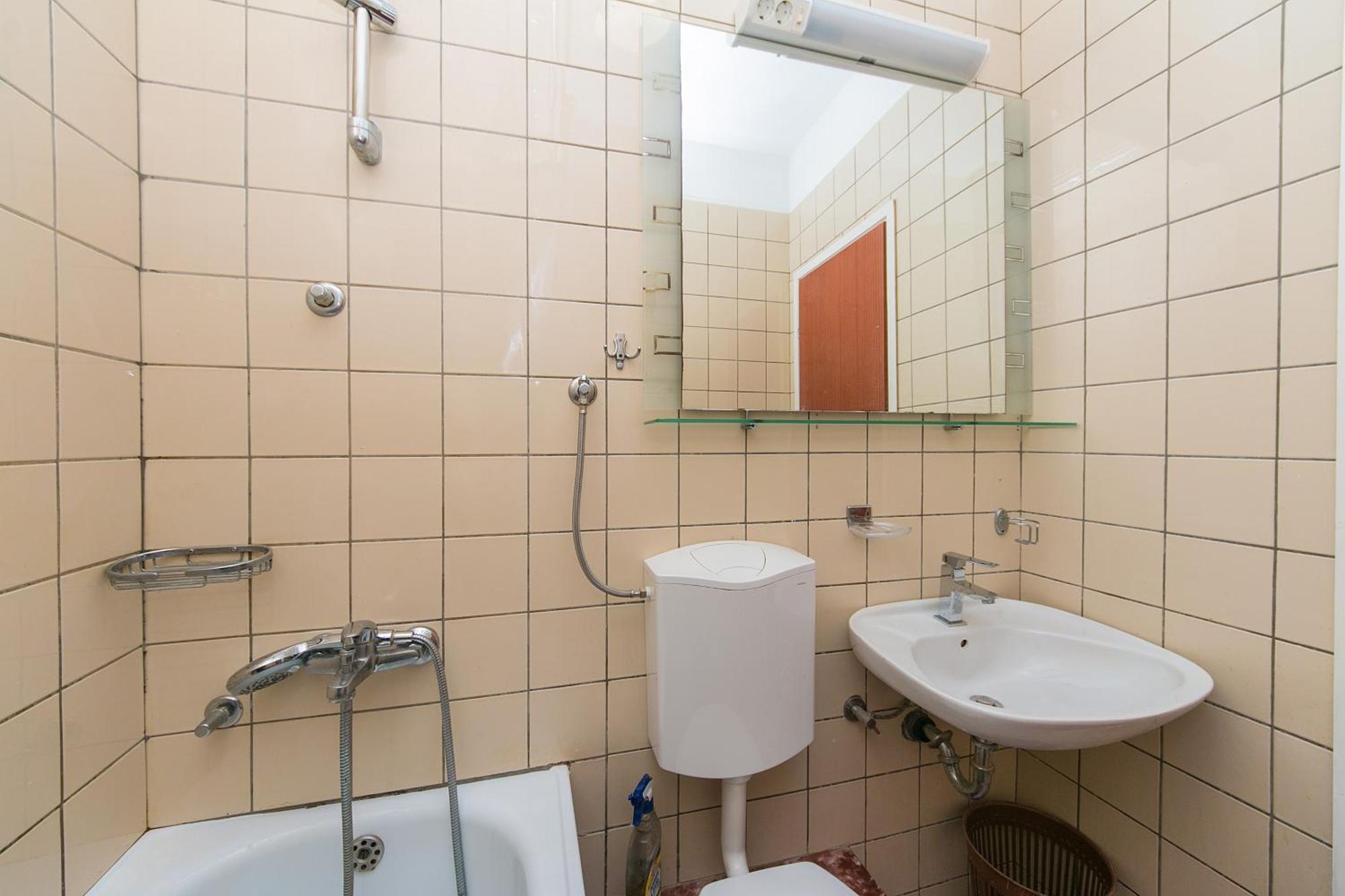 Apartments By The Sea Brist, Makarska - 15714 Podaca Phòng bức ảnh