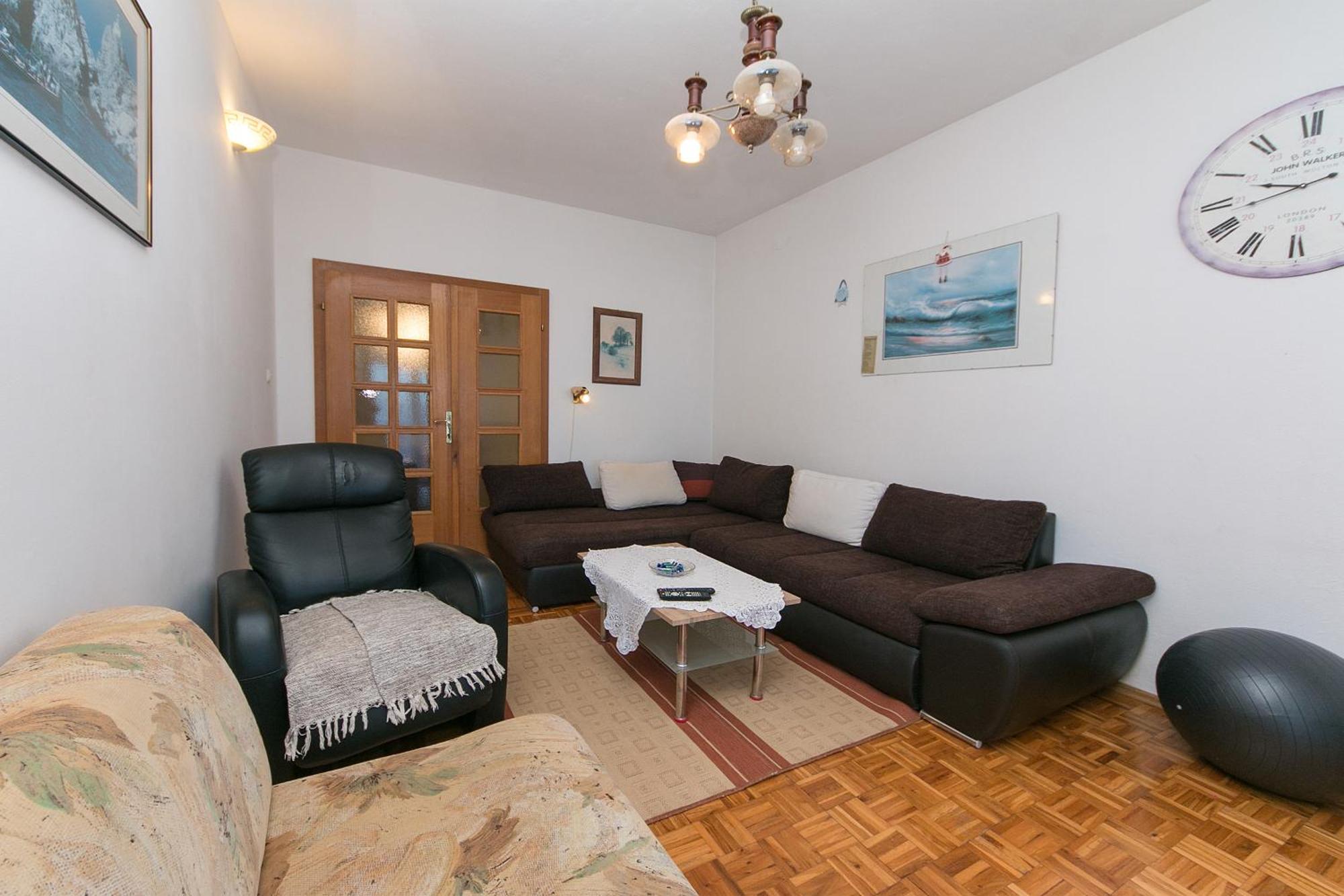 Apartments By The Sea Brist, Makarska - 15714 Podaca Phòng bức ảnh