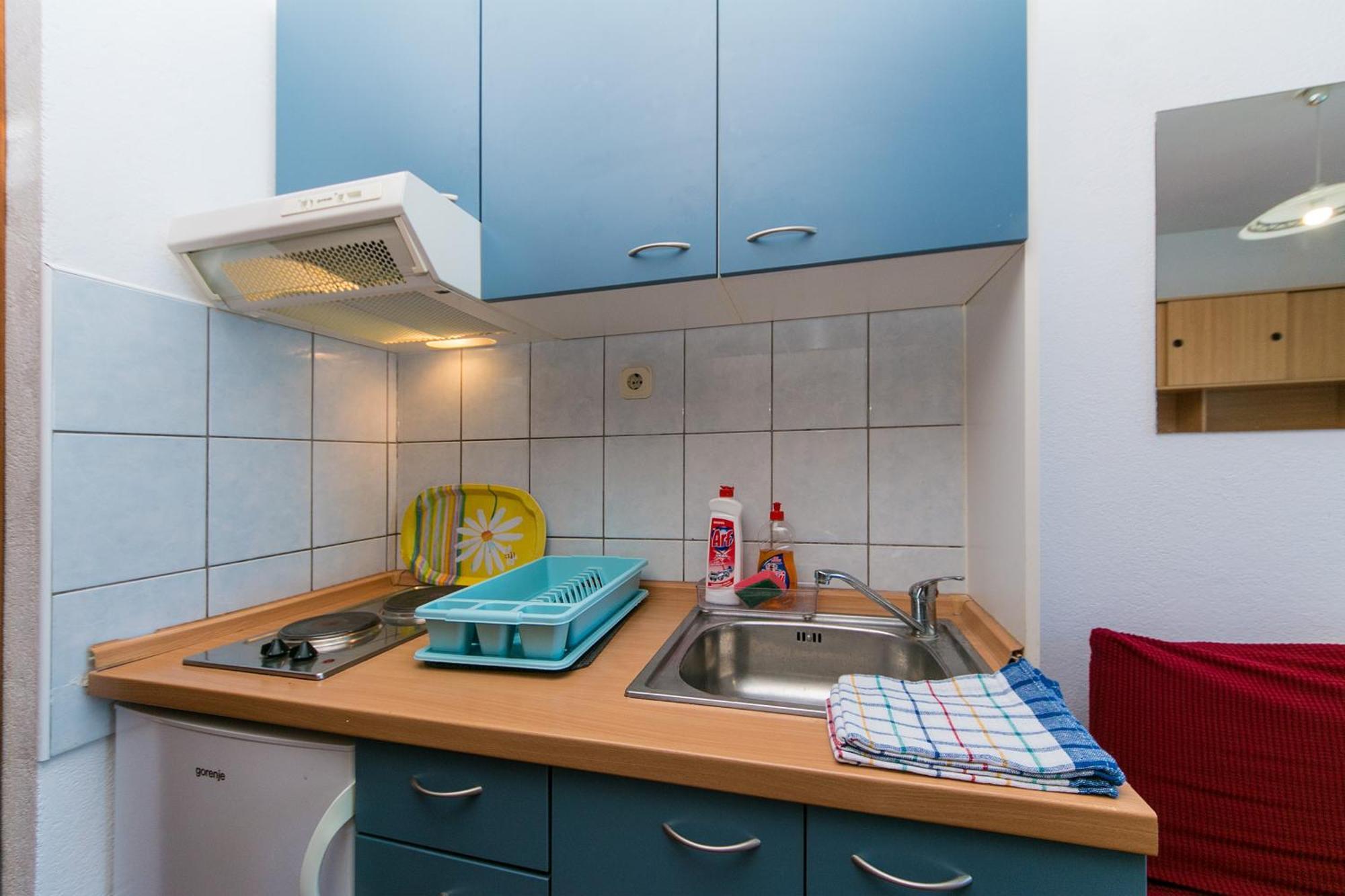 Apartments By The Sea Brist, Makarska - 15714 Podaca Phòng bức ảnh